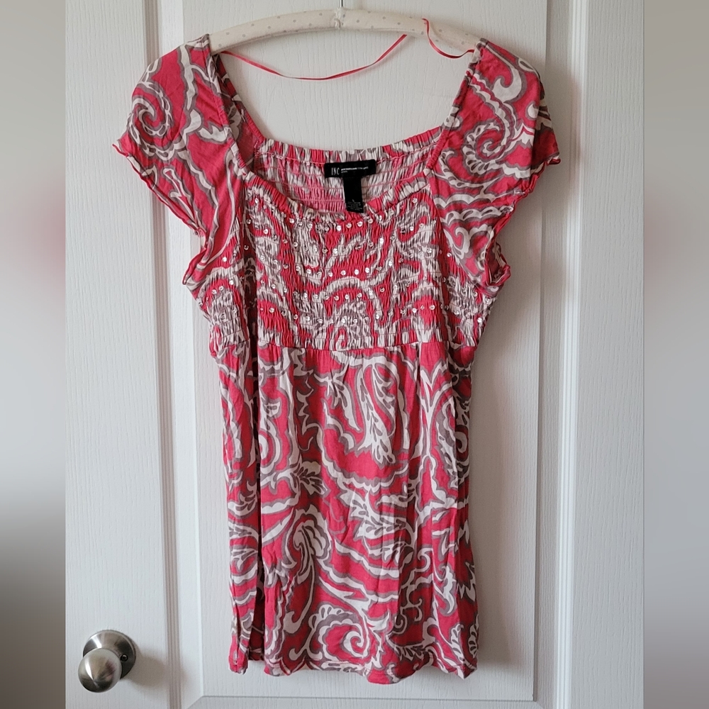 Pink and beige style print from inc.